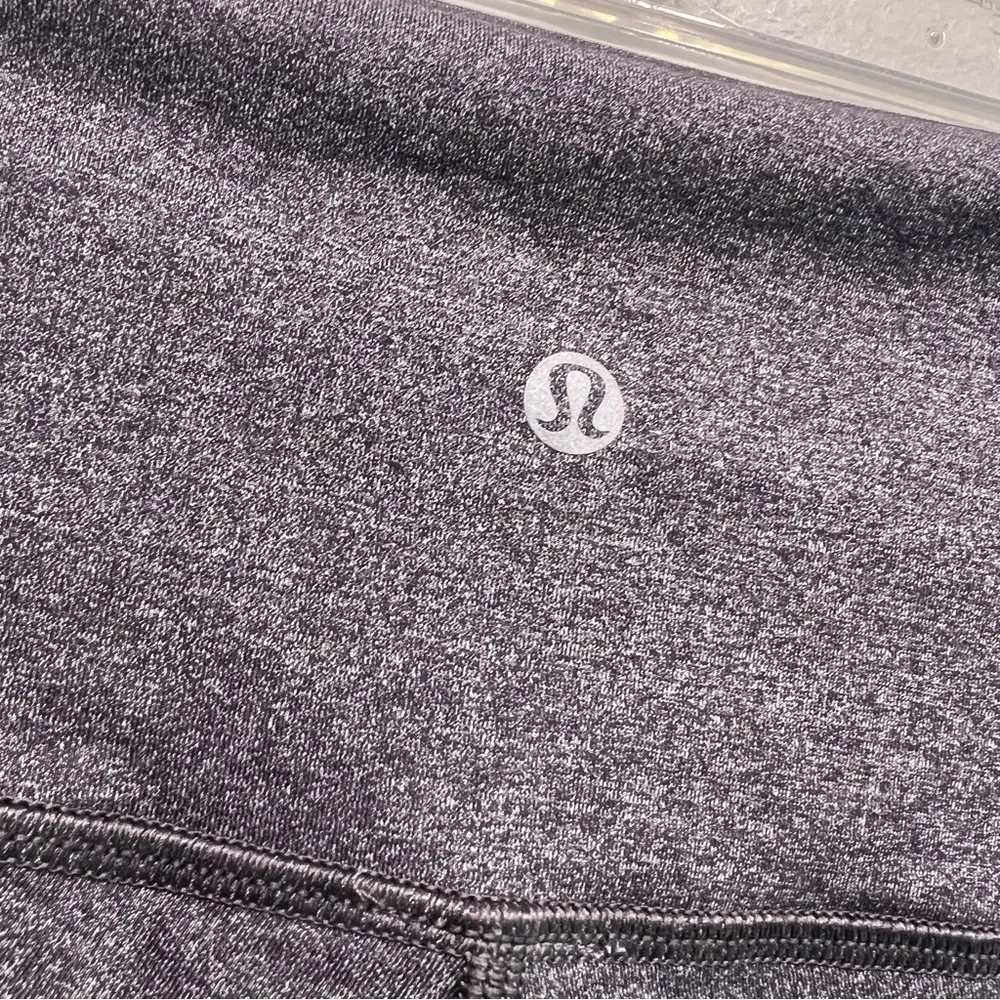 Lululemon Wunder Under Hi-Rise Cropped Leggings Womens Size 6 Gray Heathered